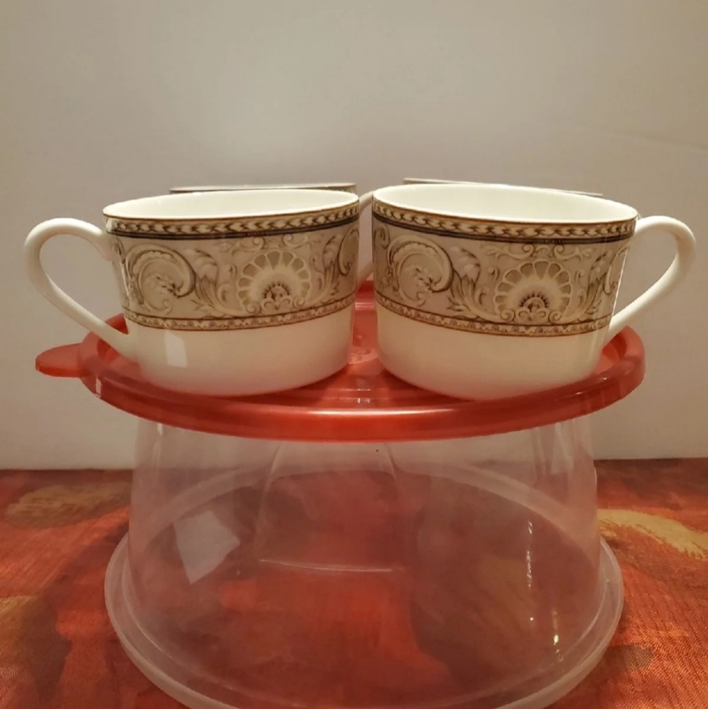 Tea Cups - Picture 2 of 5